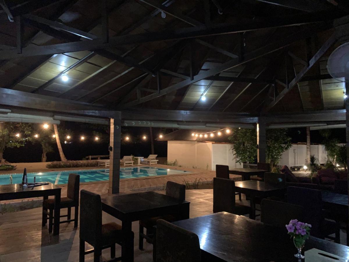 White Sands Beach Resort Lembeh Bitung Екстериор снимка
