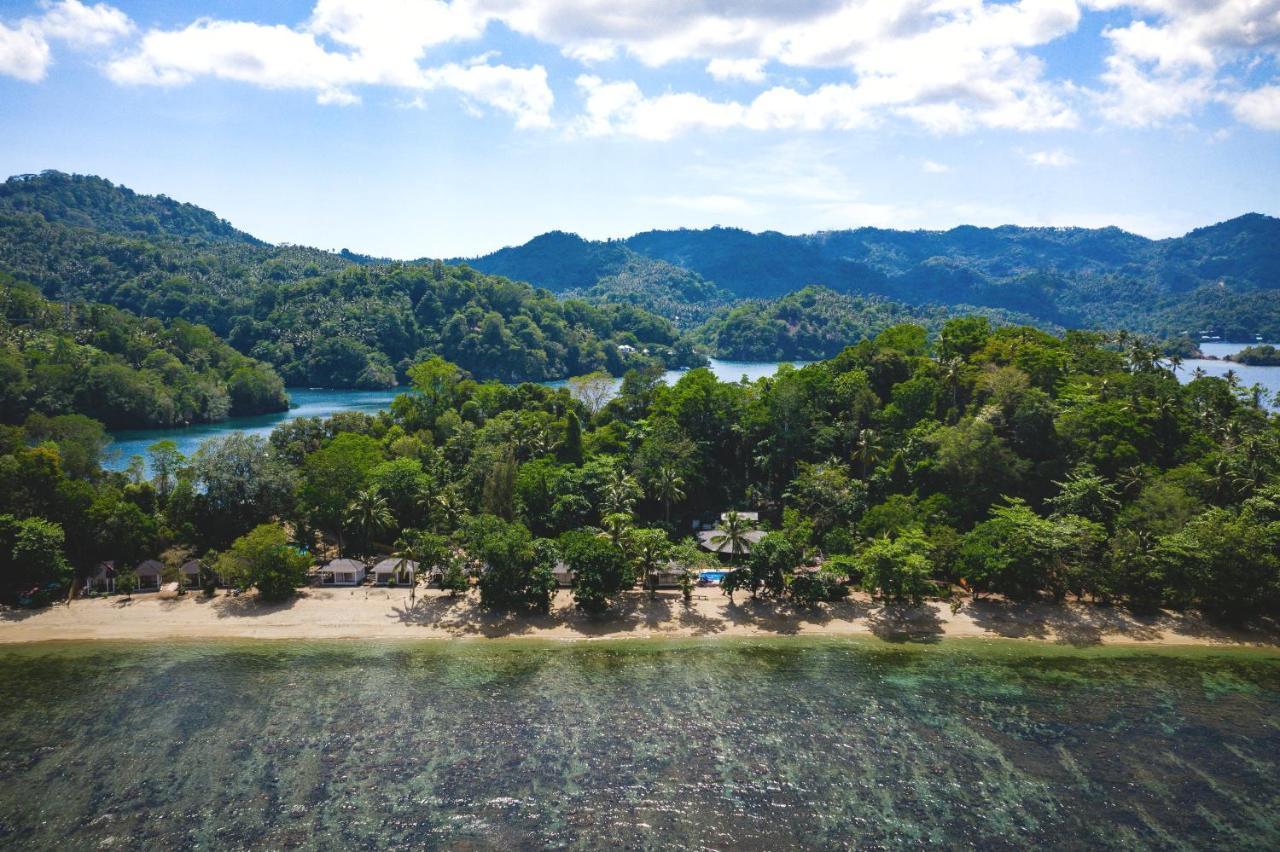White Sands Beach Resort Lembeh Bitung Екстериор снимка